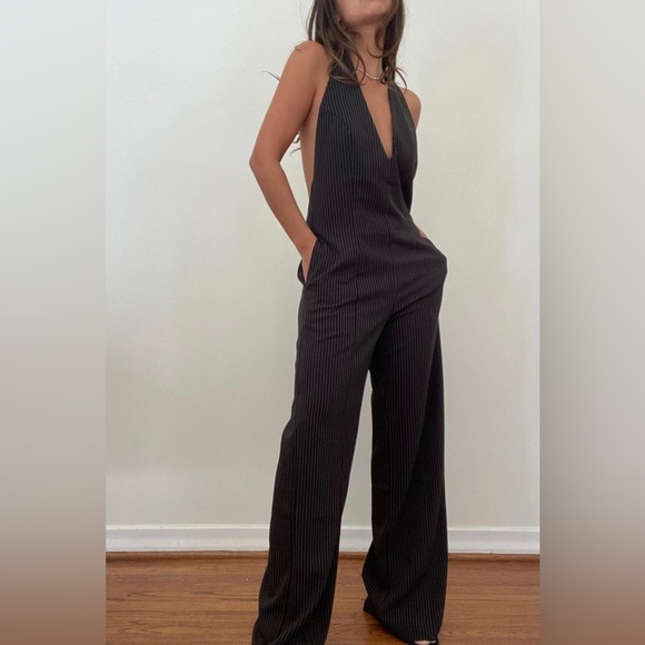 Halter Neck Jumpsuit - Picture 5 of 9